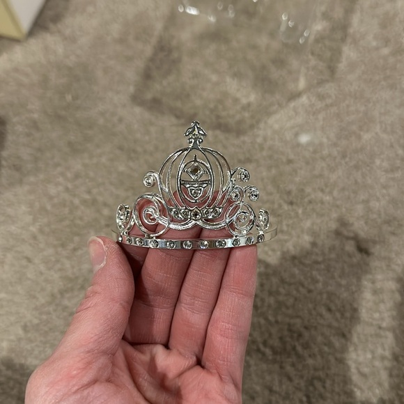 HALLMARK Disney Always a Princess 2006 - Picture 5 of 6